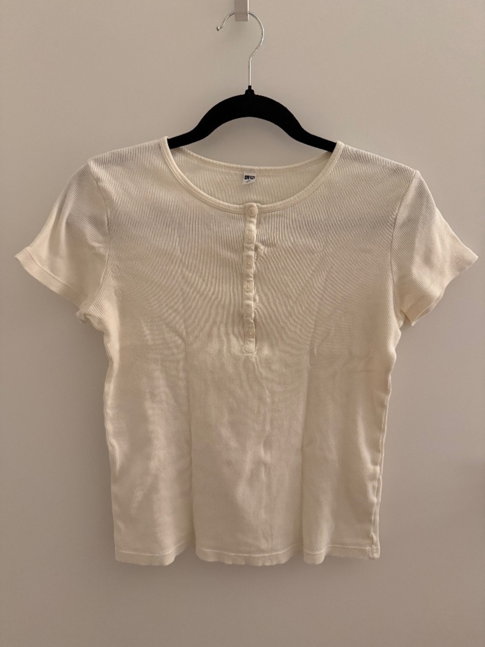 Uniqlo Ribbed White Shirt Size M